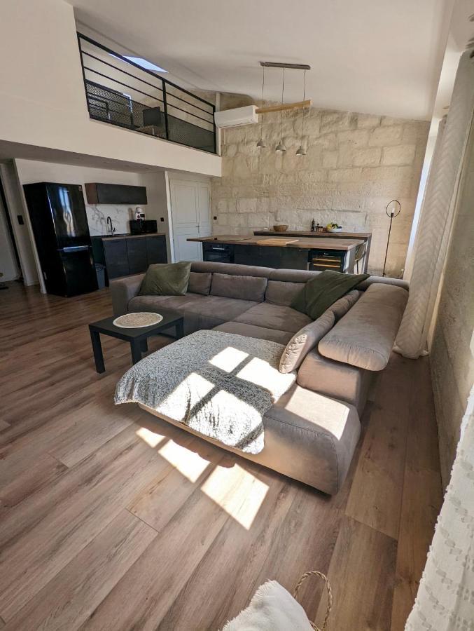Loft Spacieux Au Coeur Des Remparts D'エーグ・モルト エクステリア 写真
